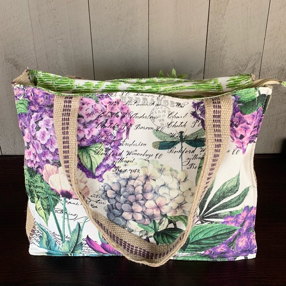 michel design works Bags Hydrangea Michel Design Works Tote Bag
